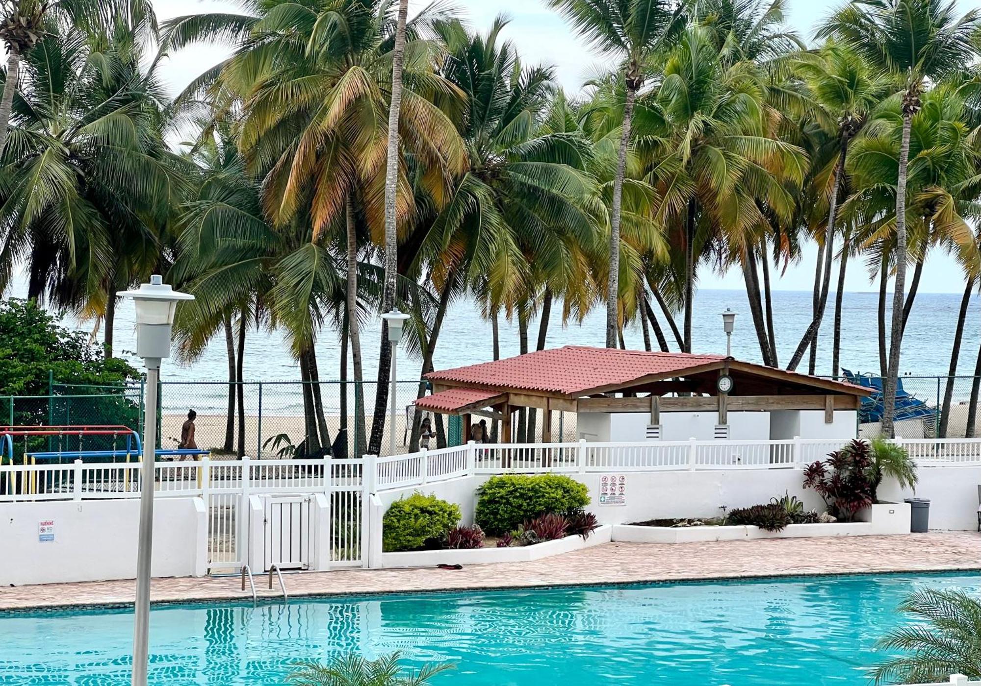 Beachfront Tropical Tantra Apartment San Juan Ngoại thất bức ảnh
