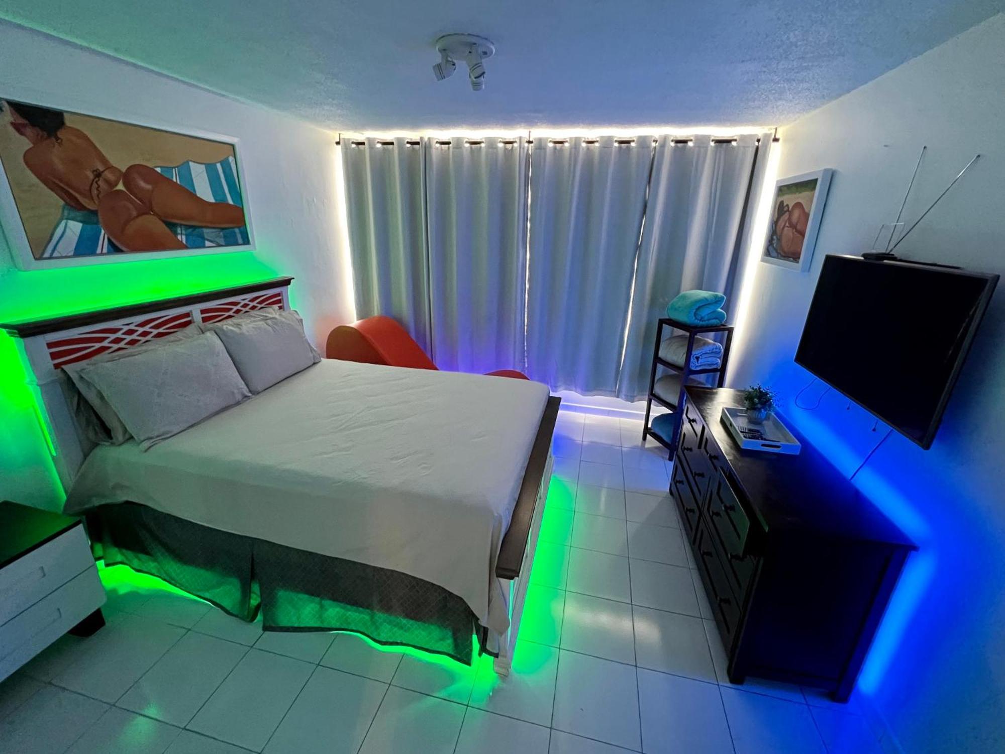 Beachfront Tropical Tantra Apartment San Juan Ngoại thất bức ảnh