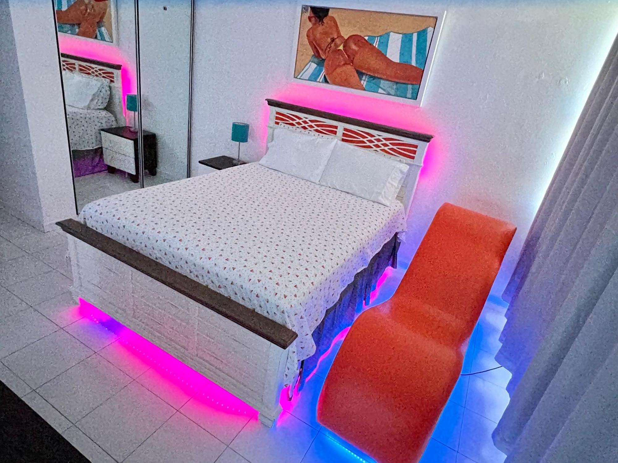 Beachfront Tropical Tantra Apartment San Juan Ngoại thất bức ảnh